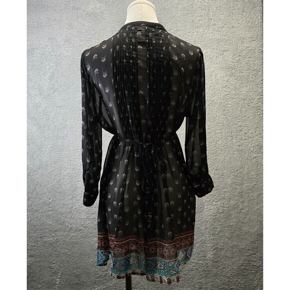 American Rag Cie Batik Blouse/Tunic Sz L Pleat front Tie Back Boho Tribal Aztec - Picture 4 of 9